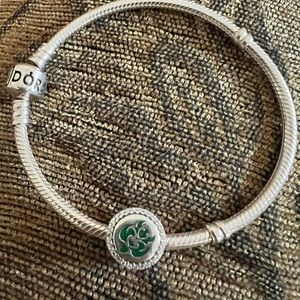 Brand new Hawaiian Pandora charm Front says Maui and on back is a Sea Turtle 🐢